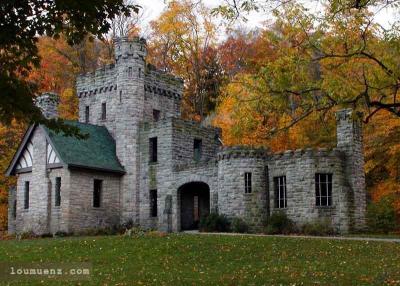squires_castle_2001.jpg